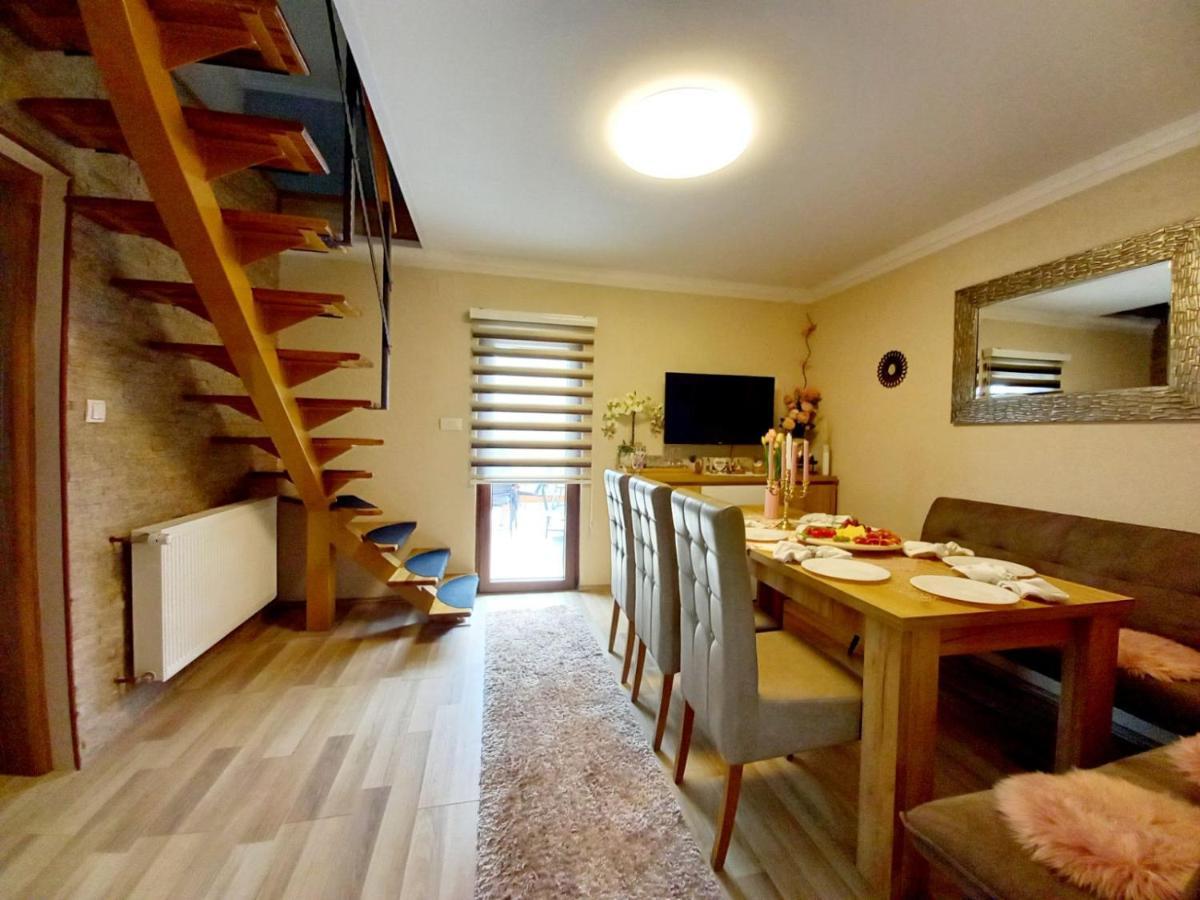 Villa Matan House Otočac Esterno foto