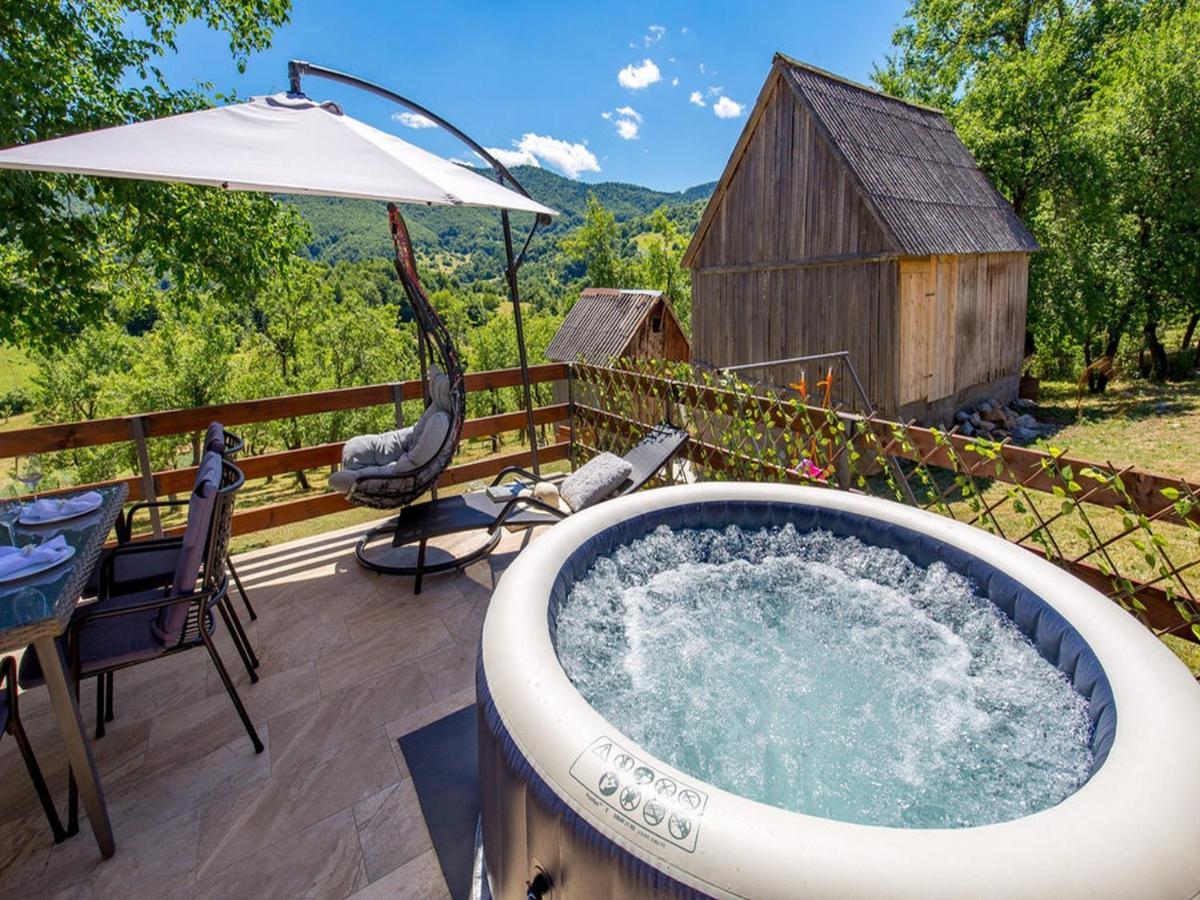 Villa Matan House Otočac Esterno foto