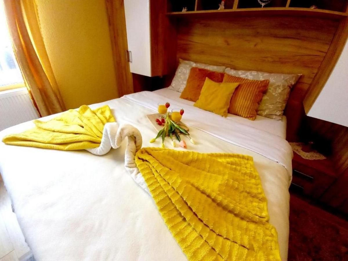Villa Matan House Otočac Esterno foto