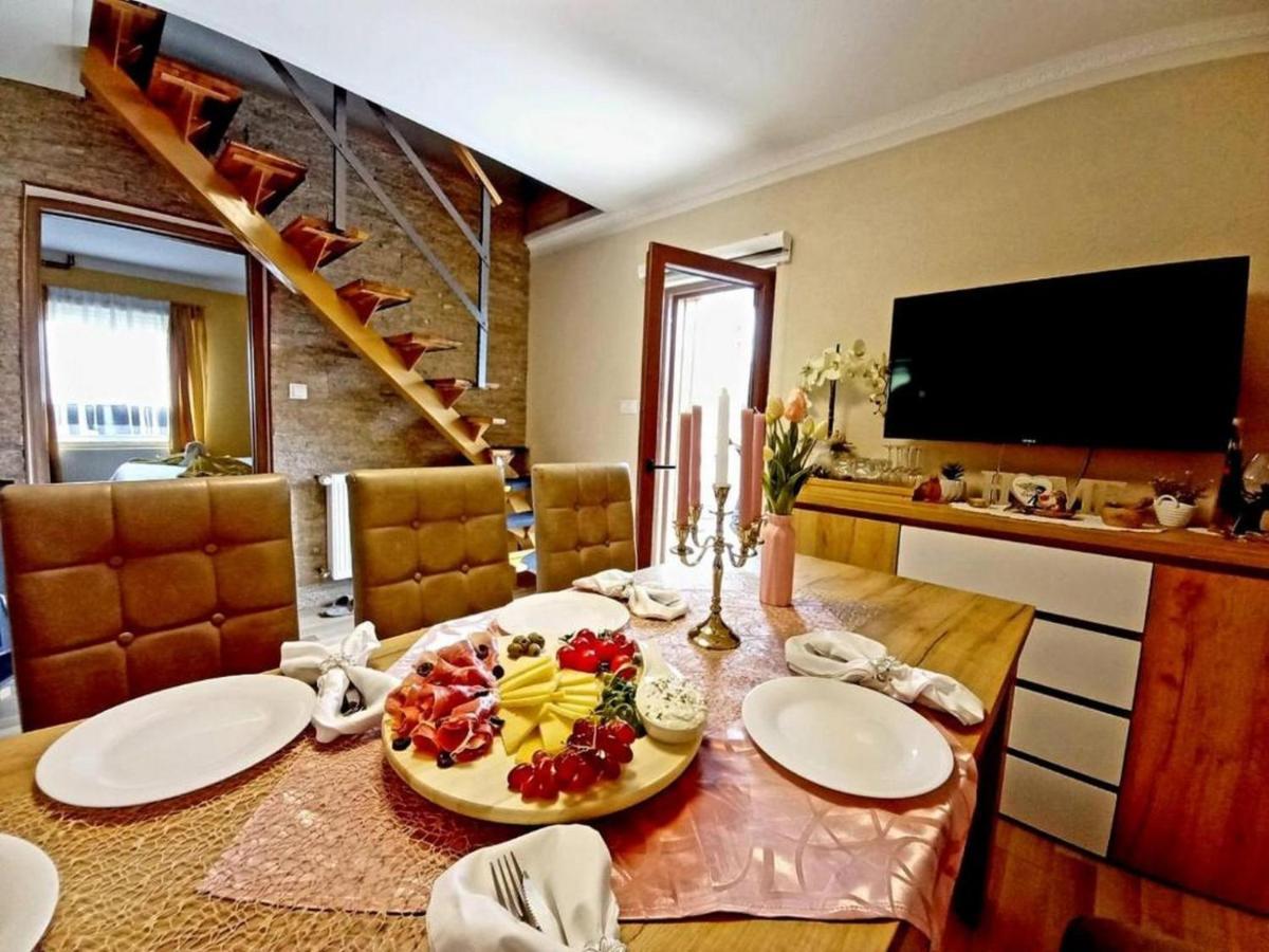 Villa Matan House Otočac Esterno foto